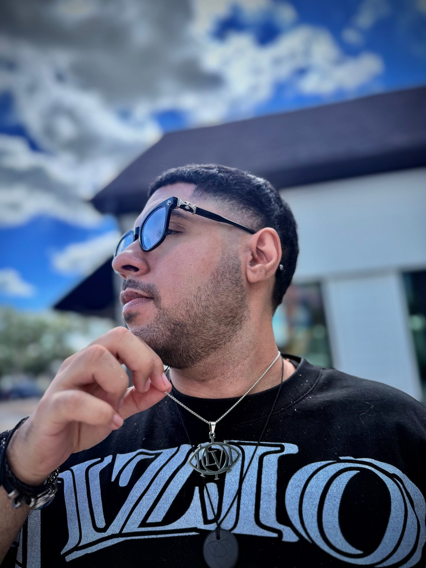 VIZION EYE CHAIN
